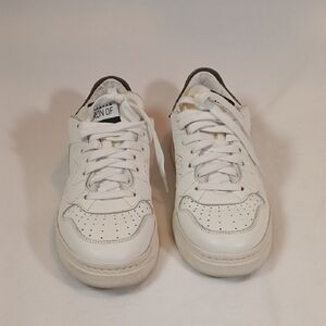 M. Gemi X Run Of 6White Sneakers with Pink  Accents Women Sz 40EU